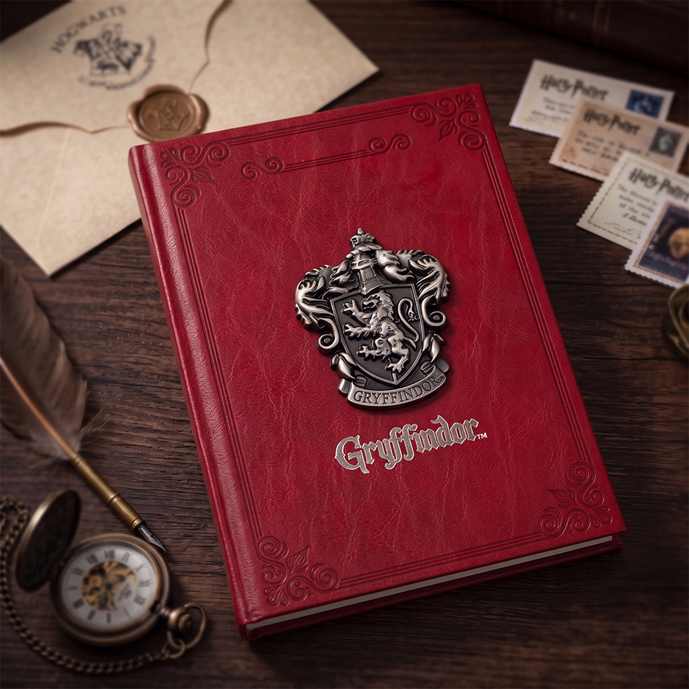 Mirada Harry Potter Gryfindor Metal Emblem Notebook